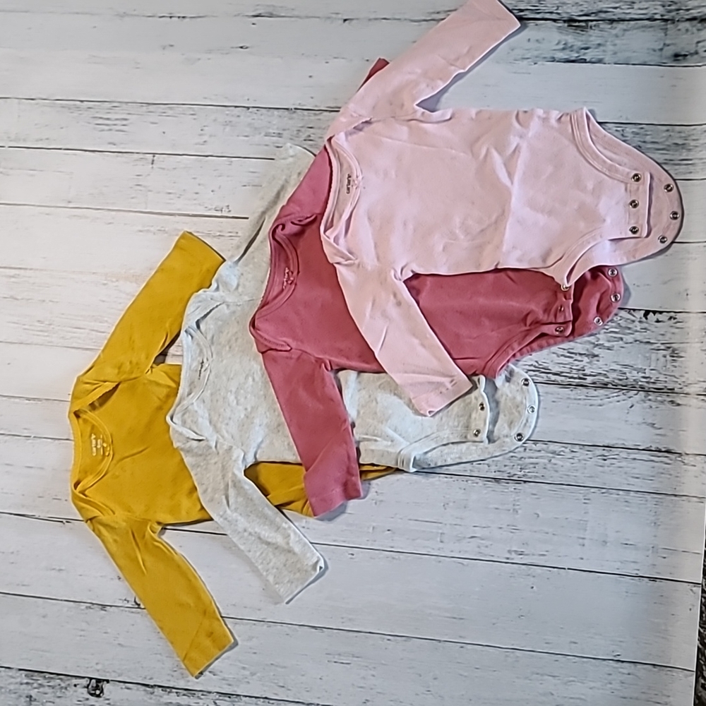 4 pack Long Sleeve Heart Onesies